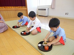 茶道教室（年長児対象）